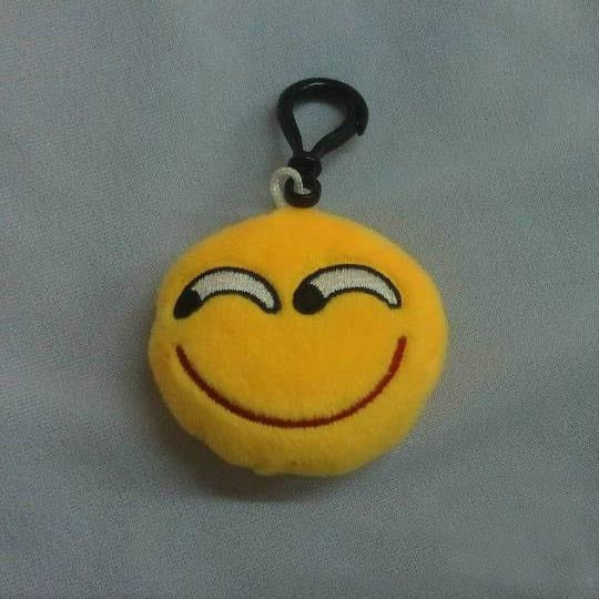 Funny emoji cartoon face plush toys keychain pendant cute soft stuffed QQ mini dolls round smile keyring gift