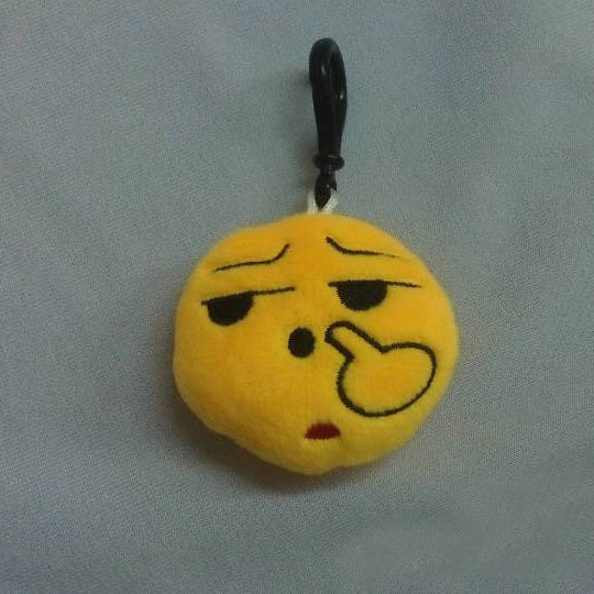 Funny emoji cartoon face plush toys keychain pendant cute soft stuffed QQ mini dolls round smile keyring gift